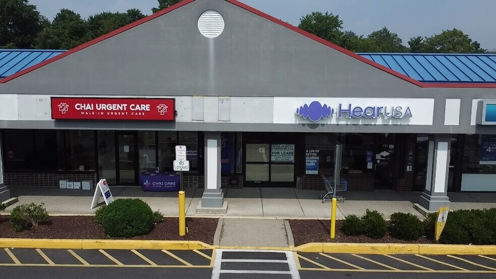 More Photos Of 250 Route 59, Suffern Storefront For Lease