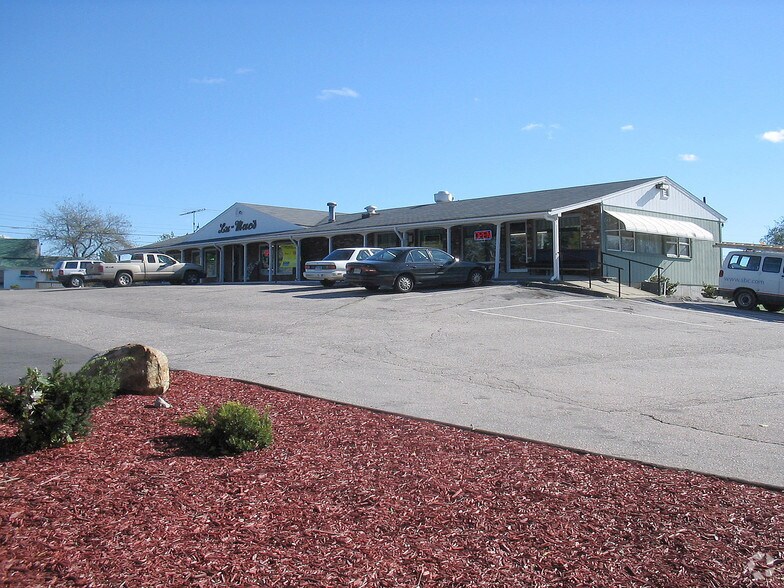 More Photos Of 352 Route 2, Preston Storefront Retail Office For Lease