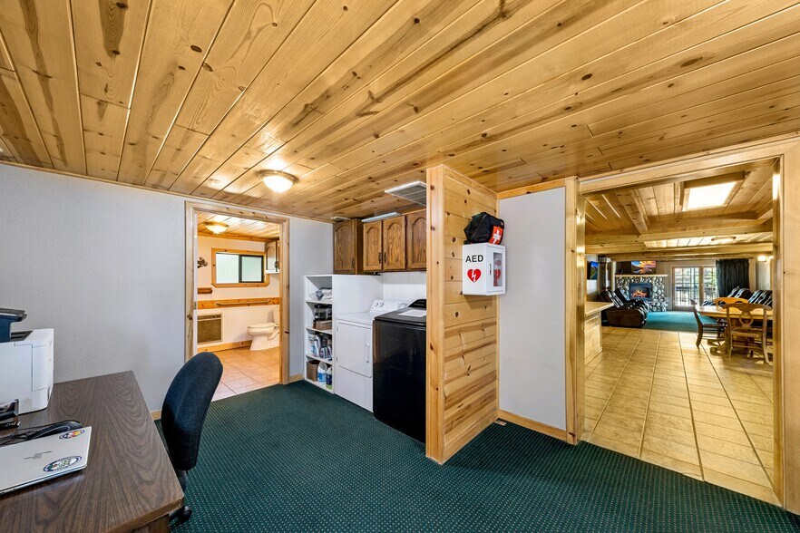 More Photos Of 804 Hwy 50, South Lake Tahoe Lodge Meeting Hall For Sale