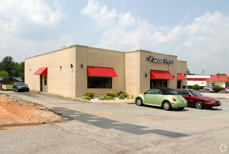 More Photos Of 515 Roe Center Ct, Travelers Rest Restaurant For Lease