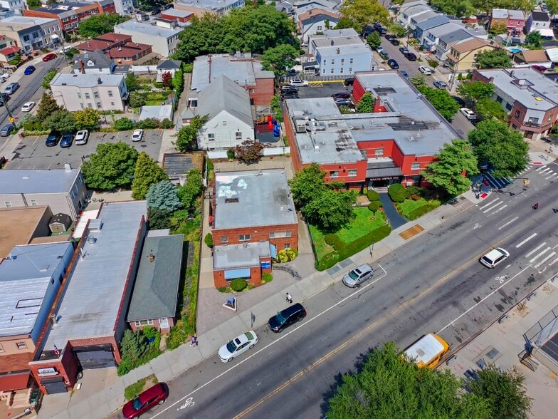 More Photos Of 72-41 Grand Ave, Flushing Medical For Lease