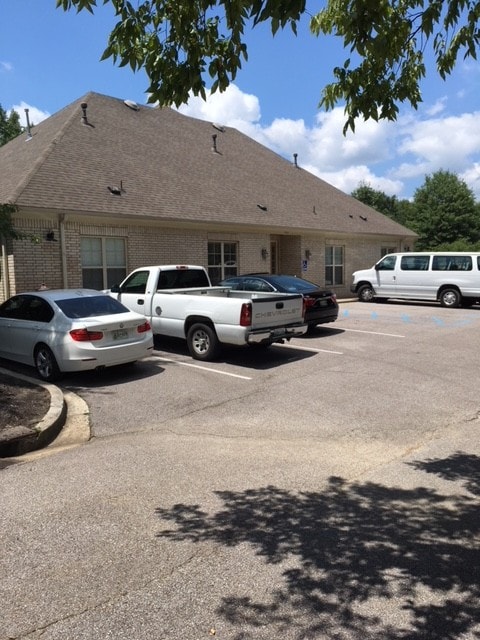 More Photos Of 2964 Ole Bartlett Ct, Memphis Office For Lease