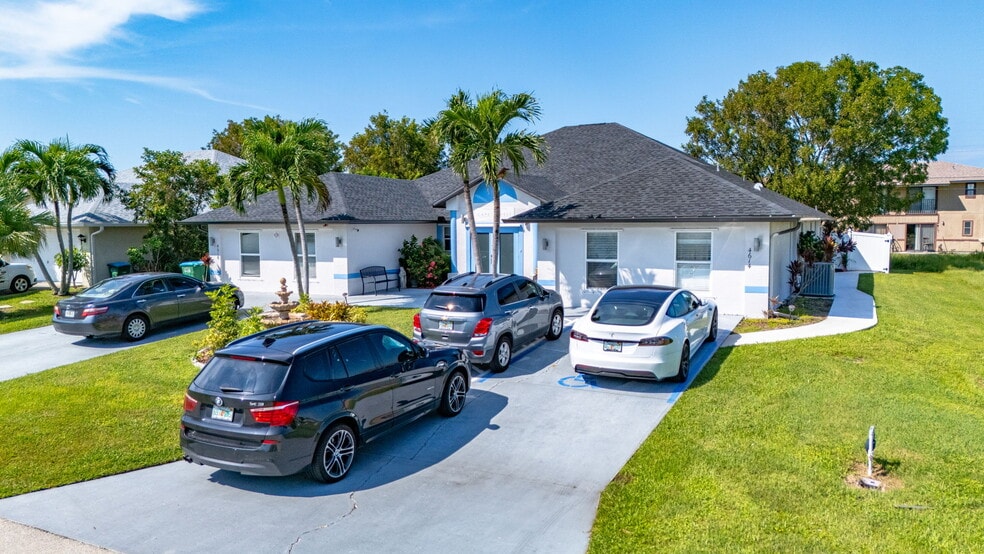 More Photos Of 4614-4616 SW 7th Pl, Cape Coral Assisted Living For Sale