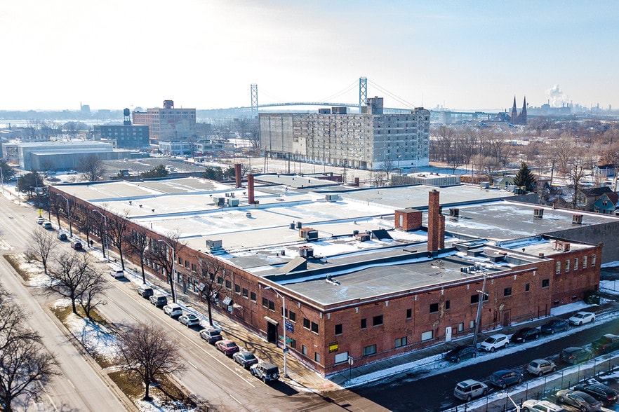 More Photos Of 1927 Rosa Parks Blvd, Detroit Light Distribution For Sale