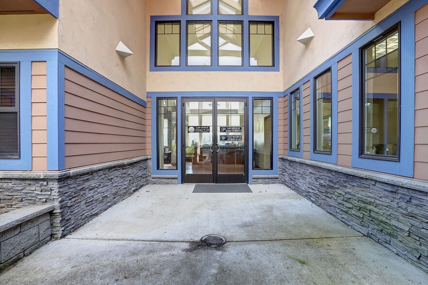 More Photos Of 1740 E Main St, Grass Valley Office For Lease