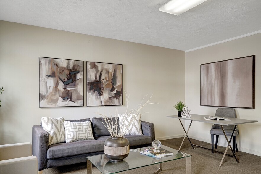 More Photos Of 7297 US-29, Falls Church Office For Sale