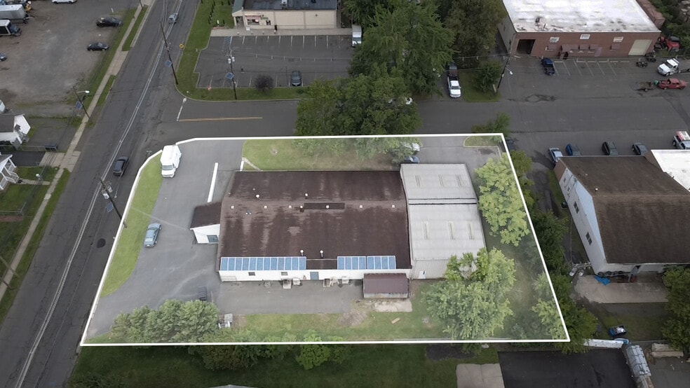 Primary Photo Of 220 Mountain Ave, Middlesex Warehouse For Sale