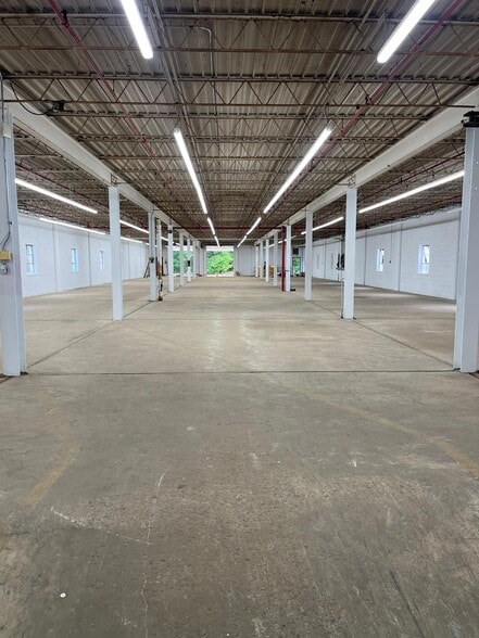 More Photos Of 555 Warren St, Phillipsburg Warehouse For Sale