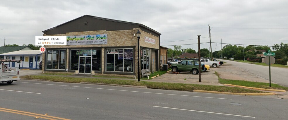 More Photos Of 621 W Main St, La Porte Warehouse For Lease
