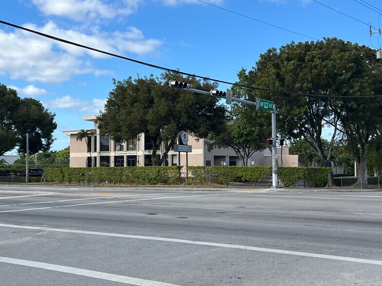 More Photos Of 5400 SW 122nd Ave, Miami Religious Facility For Lease