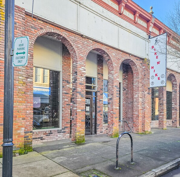 More Photos Of 424 1st Ave SW, Albany Storefront Retail Office For Sale