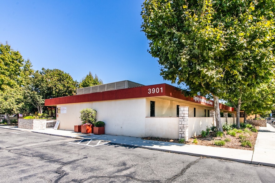 More Photos Of 3901 Las Posas Rd, Camarillo Medical For Sale