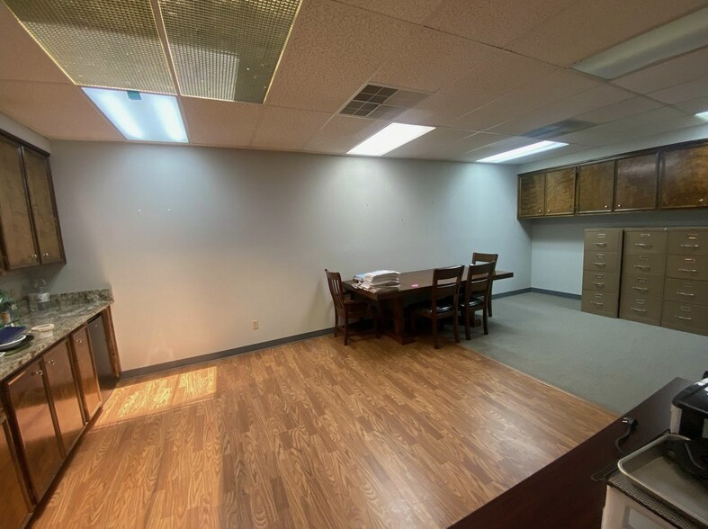 More Photos Of 212 Texas St, Shreveport Loft Creative Space For Lease