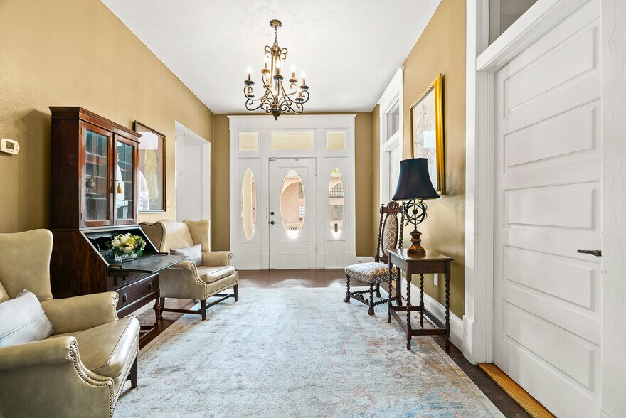 More Photos Of 800 Jackson St, Richmond Office Residential For Sale