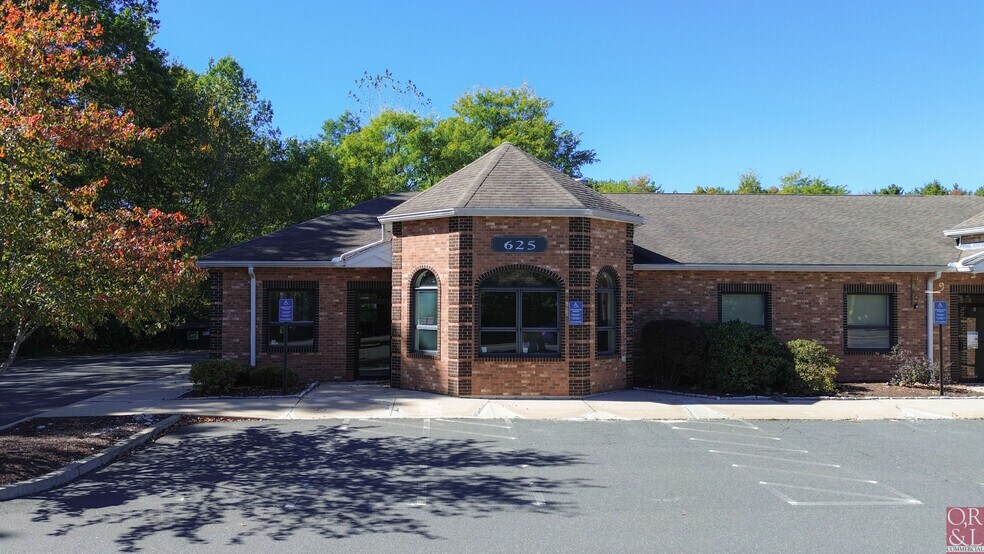 Primary Photo Of 625 Clark Ave, Bristol Medical For Lease