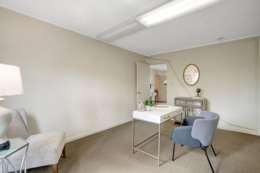 More Photos Of 7297 US-29, Falls Church Office For Sale