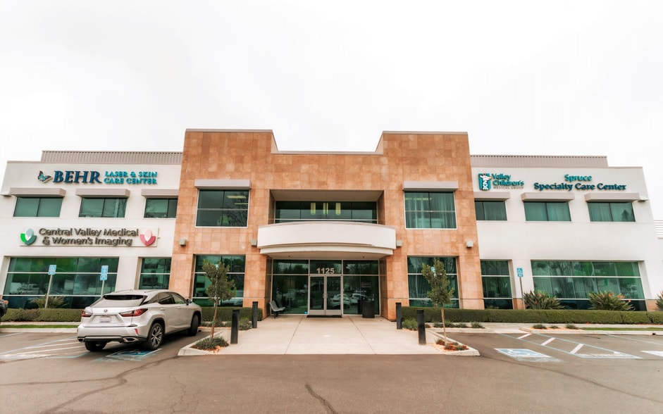 More Photos Of 1125 E Spruce Ave, Fresno Medical For Lease