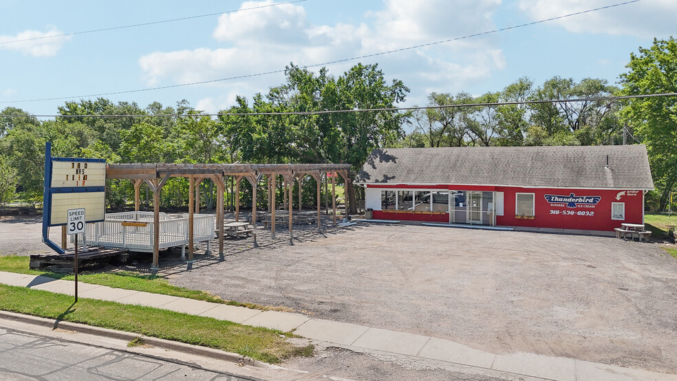 Primary Photo Of 719 Main St, Towanda Restaurant For Sale