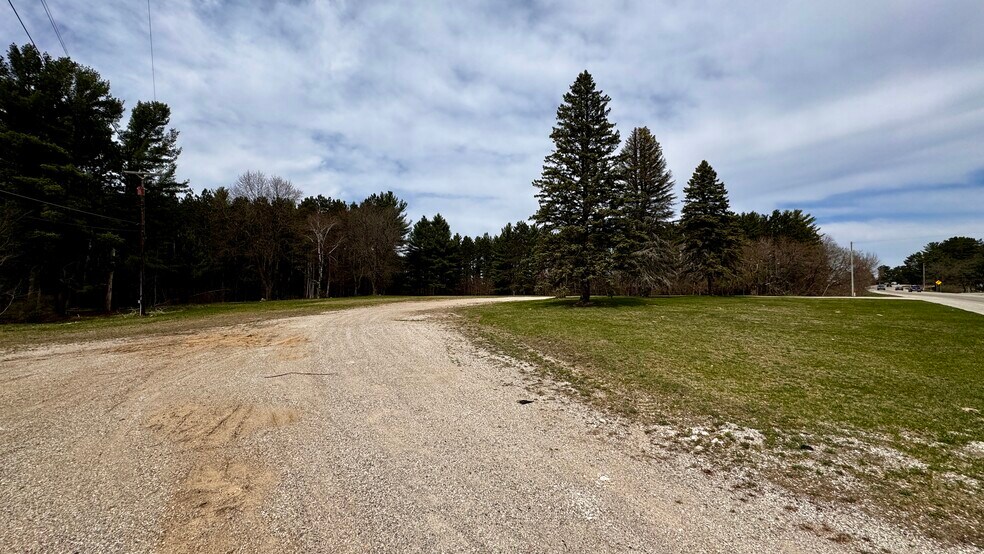 More Photos Of 8072 S Mackinaw Trl, Cadillac Land For Sale