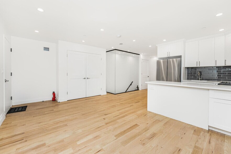 More Photos Of 11A Arlington Pl, Brooklyn Apartments For Sale