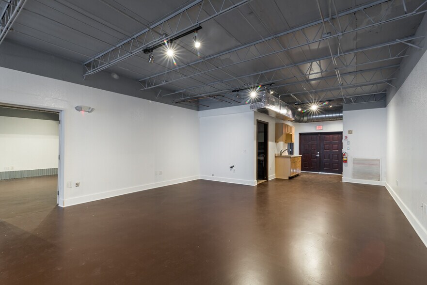 More Photos Of 716-718 NE 2nd Ave, Fort Lauderdale Loft Creative Space For Lease