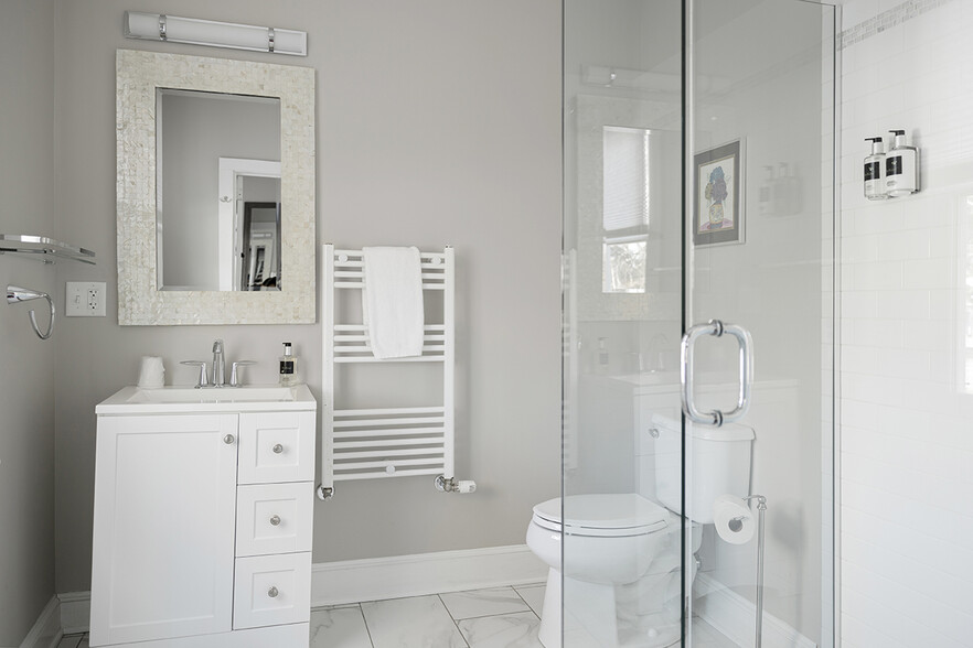 More Photos Of 615 Laurel St, Lee Hospitality For Sale