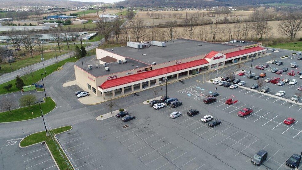 More Photos Of 4860 Penn Ave, Sinking Spring Storefront For Lease