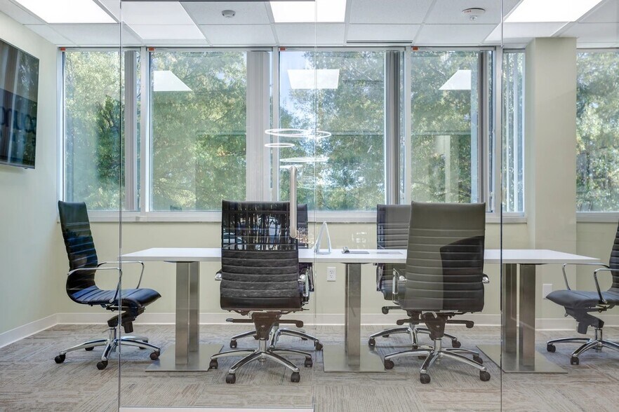 More Photos Of 5510 Six Forks Rd, Raleigh Office For Lease