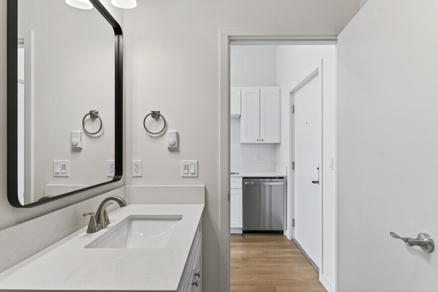 More Photos Of 3254 SE 90th Pl, Portland Apartments For Sale