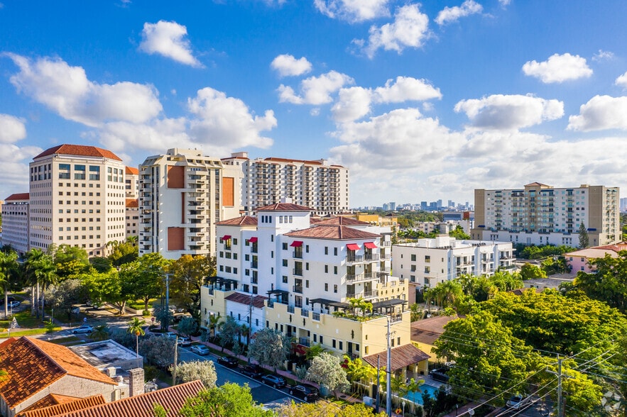 More Photos Of 1091 Galiano St, Coral Gables Apartments For Sale