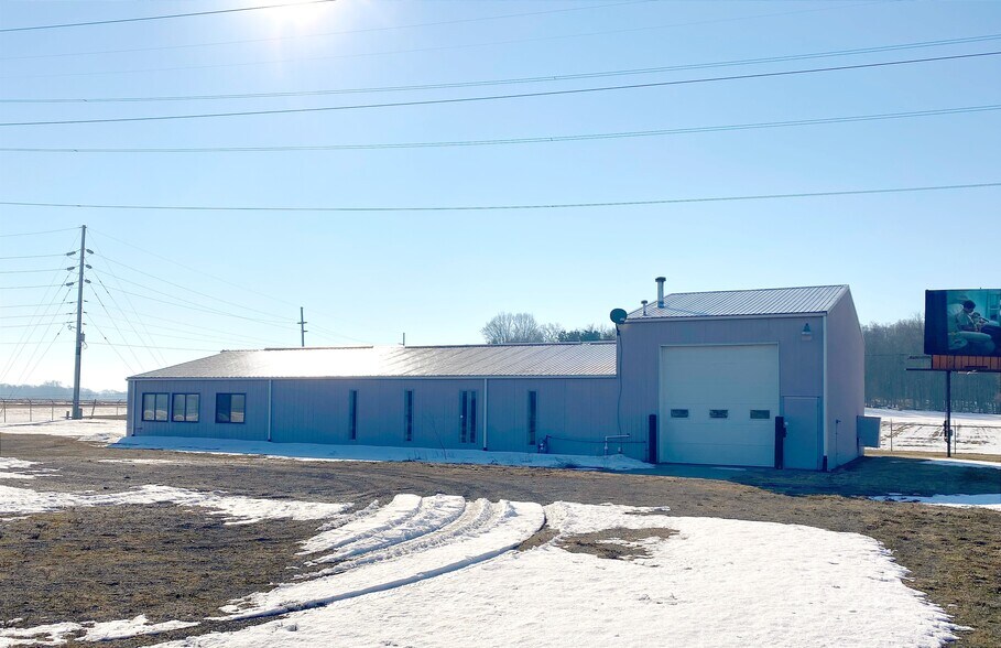 Primary Photo Of 13101 Michigan Rd, Plymouth Freestanding For Sale