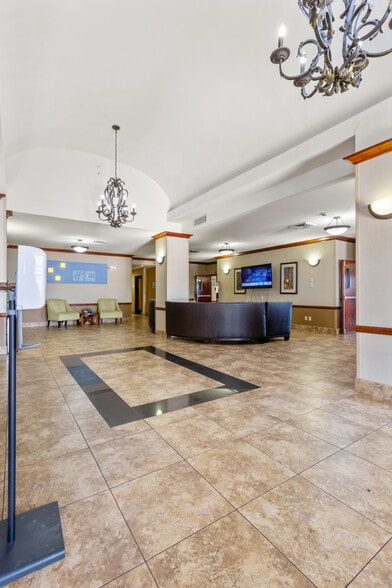 More Photos Of 2700 Lenwood Rd, Barstow Hotel For Sale
