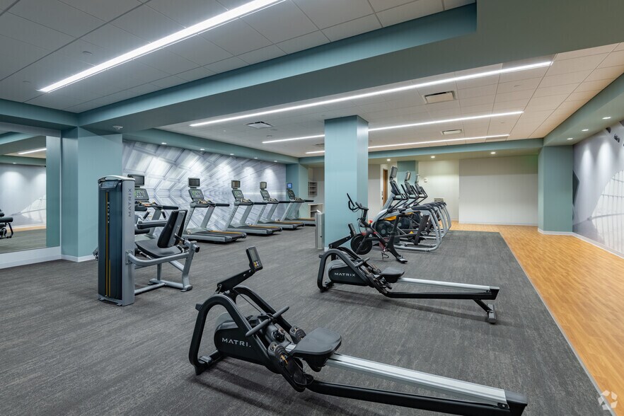 More Photos Of 790 N Water St, Milwaukee Office For Lease