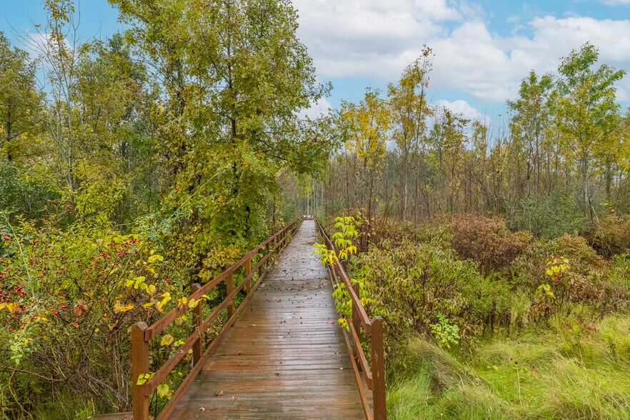 More Photos Of 1020 John St, West Henrietta Loft Creative Space For Sale