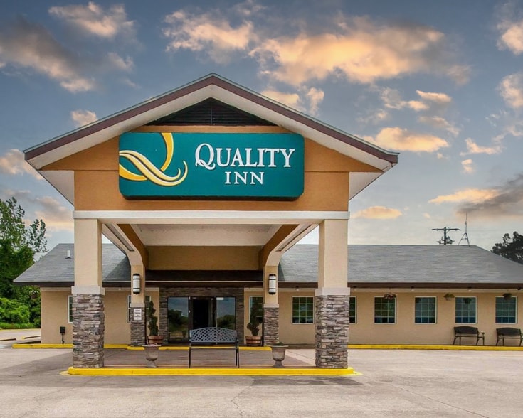 Primary Photo Of 13201 Kessler Rd, Cairo Hotel For Sale