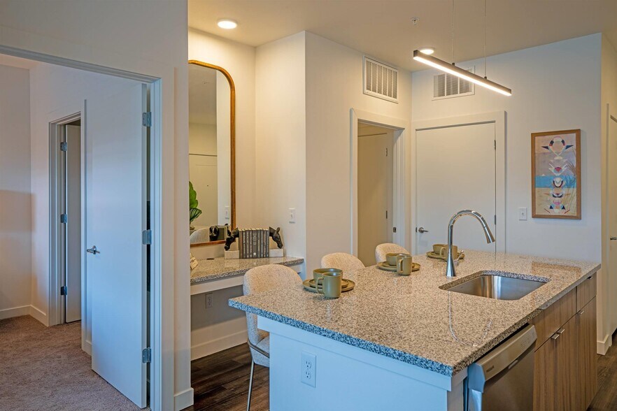 More Photos Of 2405 38th Ave, Greeley Apartments For Lease