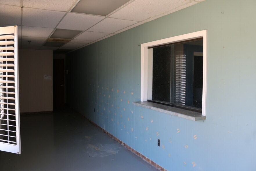 More Photos Of 225 Clover Ave, Comer Religious Facility For Sale