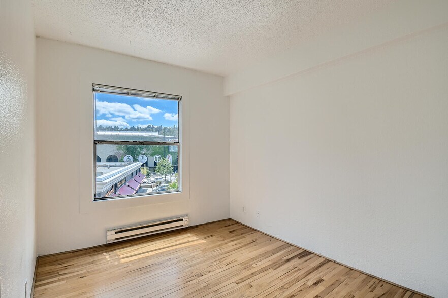 More Photos Of 1951-1967 NW Burnside St, Portland Apartments For Sale