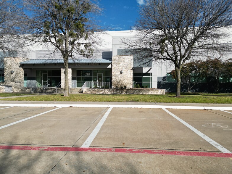 Primary Photo Of 1100 Klein Rd, Plano Warehouse For Lease