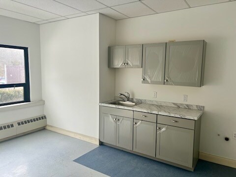 More Photos Of 66 Ford Rd, Denville Warehouse For Lease