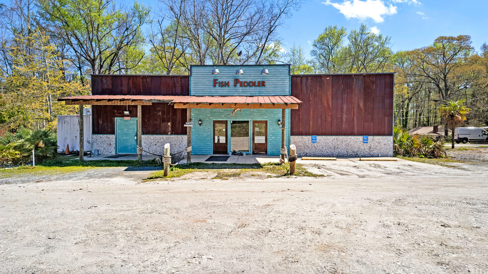 Primary Photo Of 1702 Highway 19 N, Thomaston Restaurant For Sale