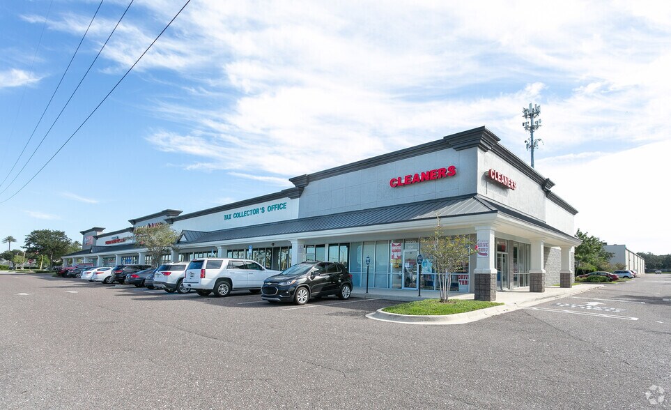 More Photos Of 12220 Atlantic Blvd, Jacksonville Unknown For Lease
