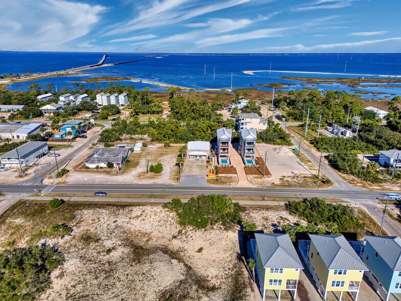 More Photos Of 235 E Gulf Beach Dr, Saint George Island Freestanding For Sale