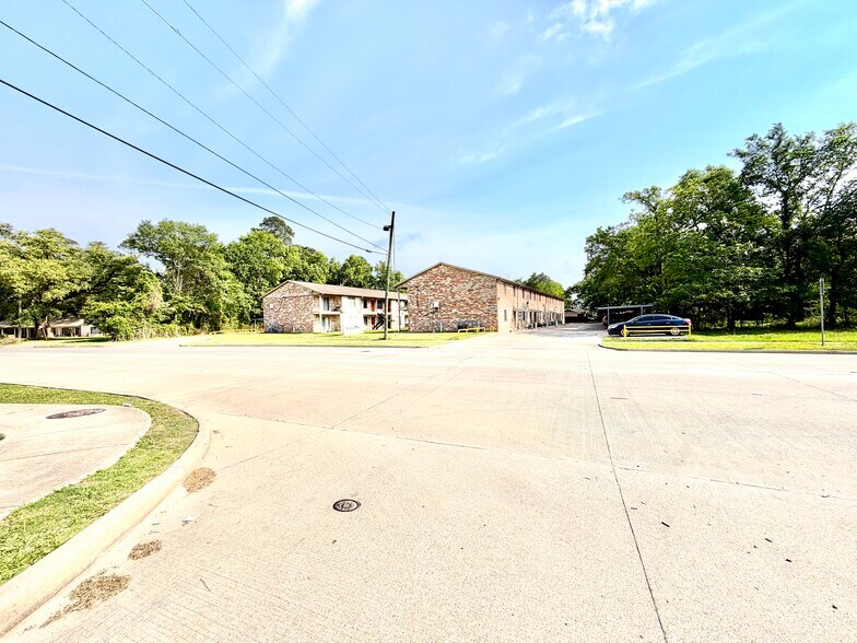 More Photos Of 5520-5530 Concord Rd, Beaumont Apartments For Sale