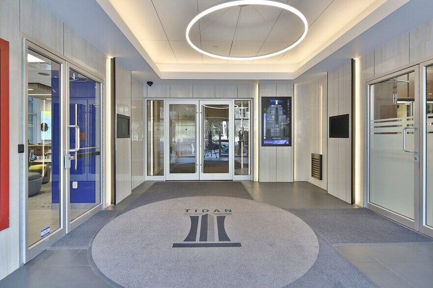 More Photos Of 666 Rue Sherbrooke O, Montréal Office Residential For Lease