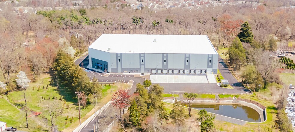 Primary Photo Of 485 Elizabeth Ave, Somerset Warehouse For Lease