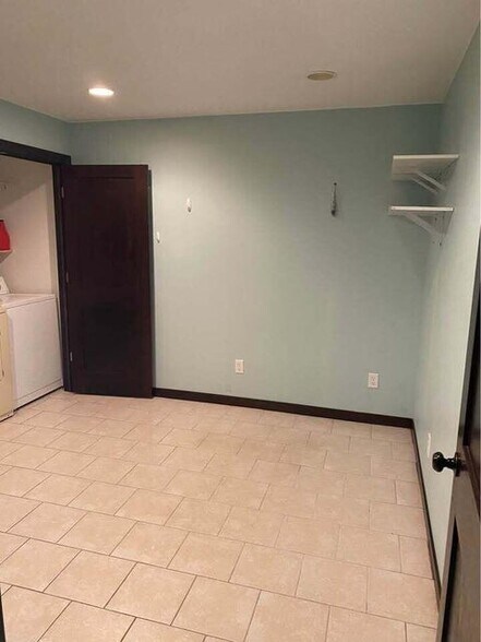 More Photos Of N18078 County Road T, Galesville General Retail For Sale