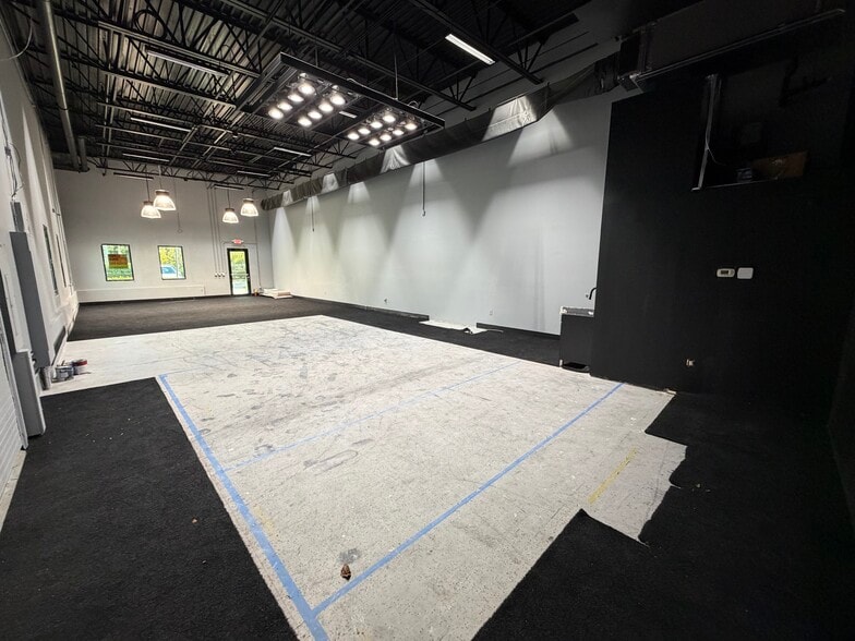 More Photos Of 2885 Jupiter Park Dr, Jupiter Warehouse For Sale