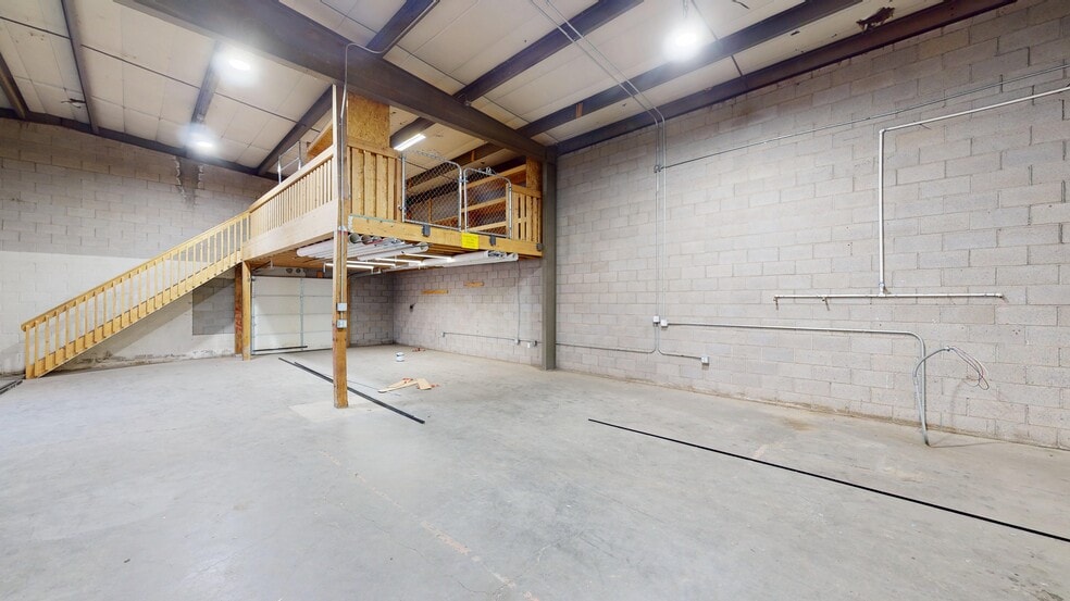 More Photos Of 549 S 10th St, Grand Junction Warehouse For Sale