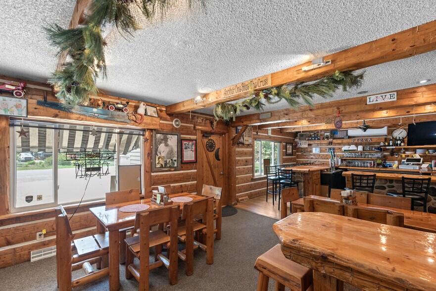 More Photos Of 3172 N Riverside Dr, Saukville General Retail For Sale